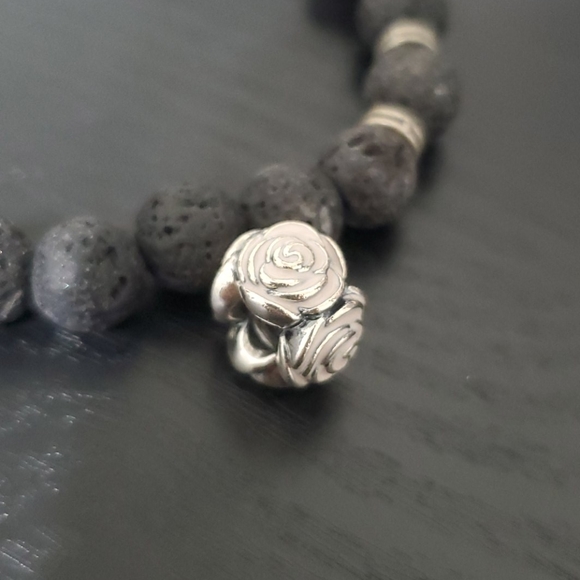 Flower charm